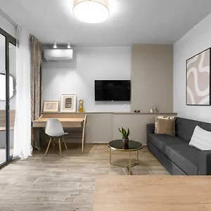 Big Apple #2, Nilie Hospitality Mgmt Апартаменты